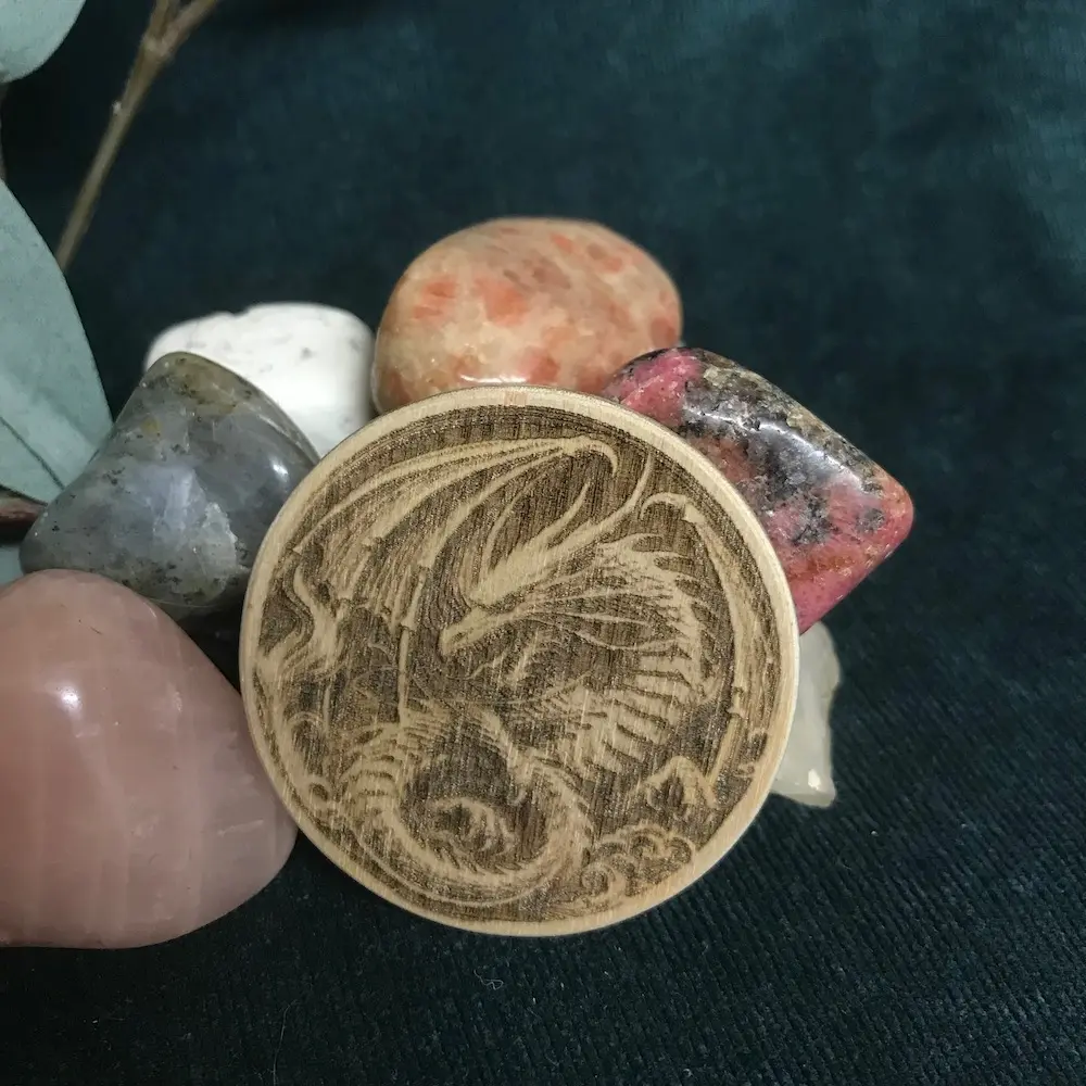 dragon-brooch-001.webp