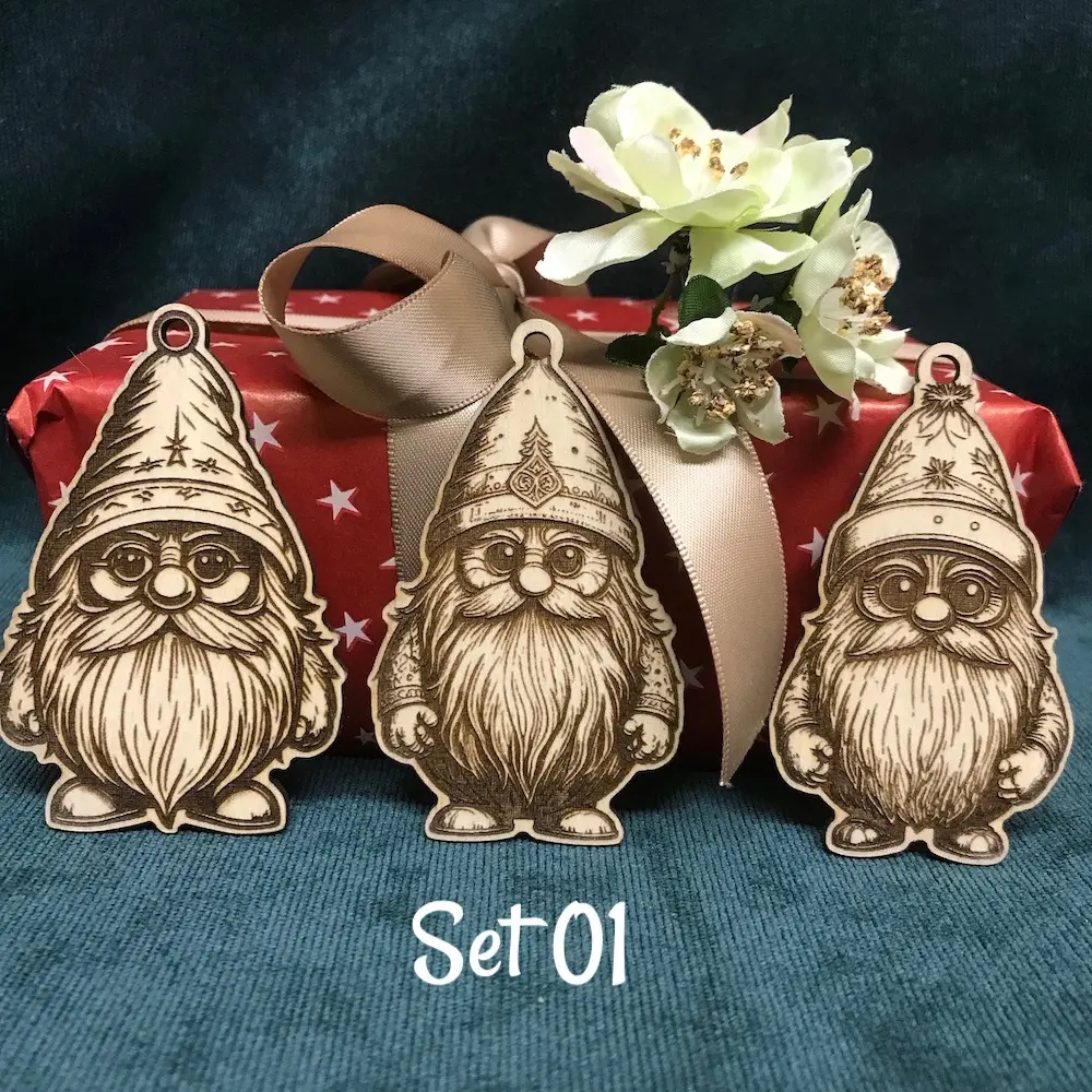 gonk-christmas-tags-set-01.webp