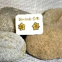daffodil-stud-earrings.webp