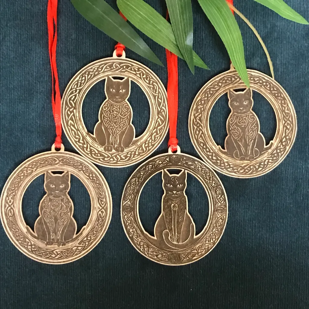 Celtic Cat Round Cutouts Set of 4