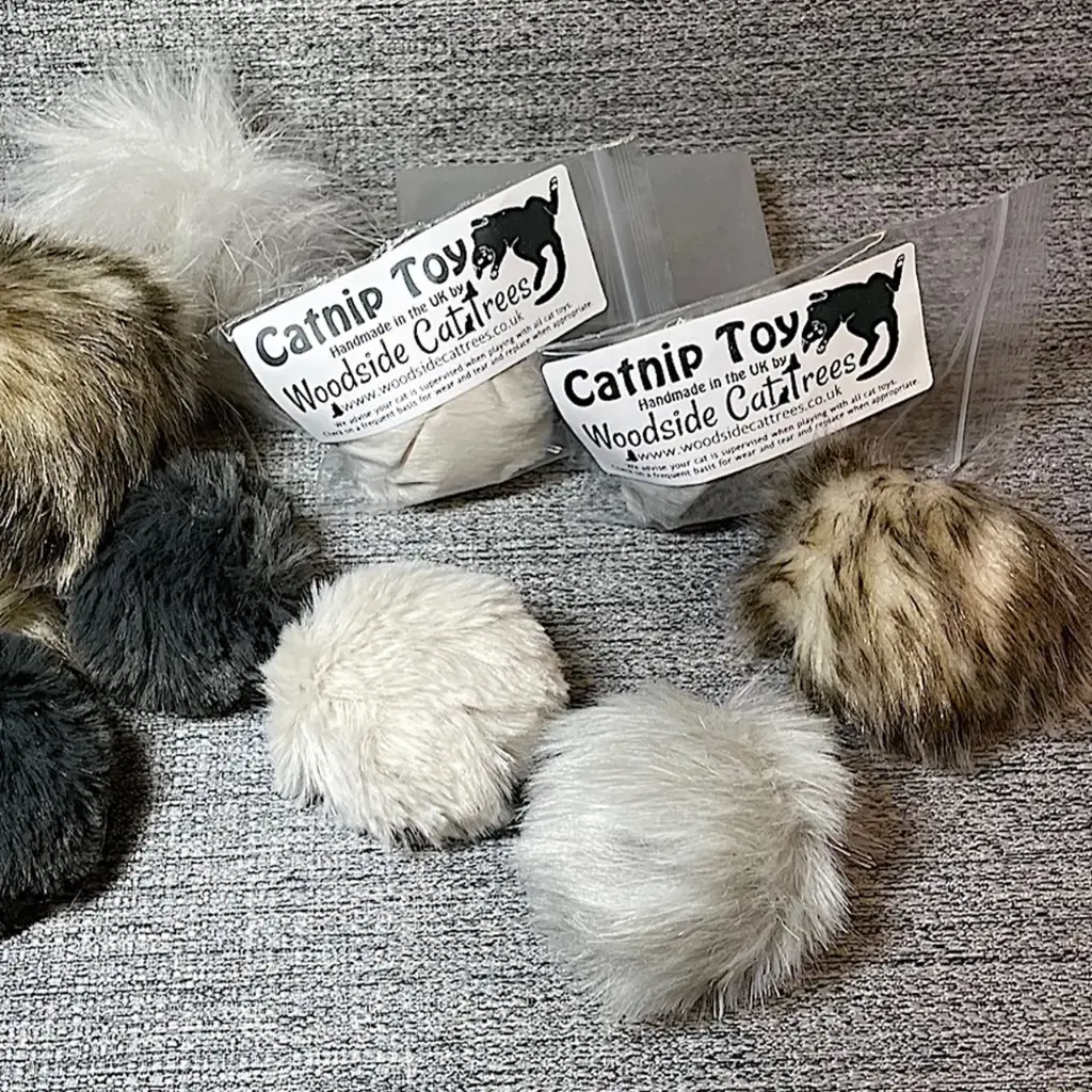 Catnip Fur Ball Cat Toy